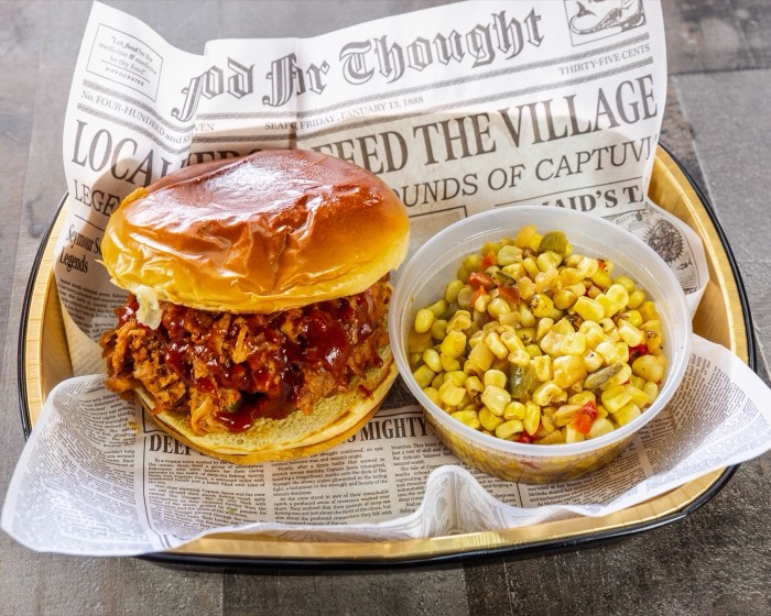 Pulled pork sandwich