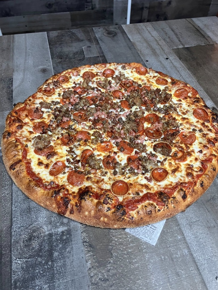 Pepperoni pizza fresh from the oven